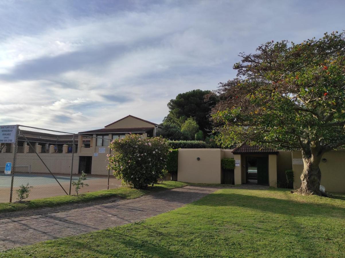 Garden Flat - Walk To The Beach Plettenberg Bay Exterior photo