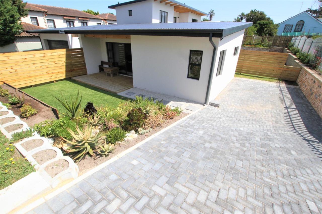 Garden Flat - Walk To The Beach Plettenberg Bay Exterior photo