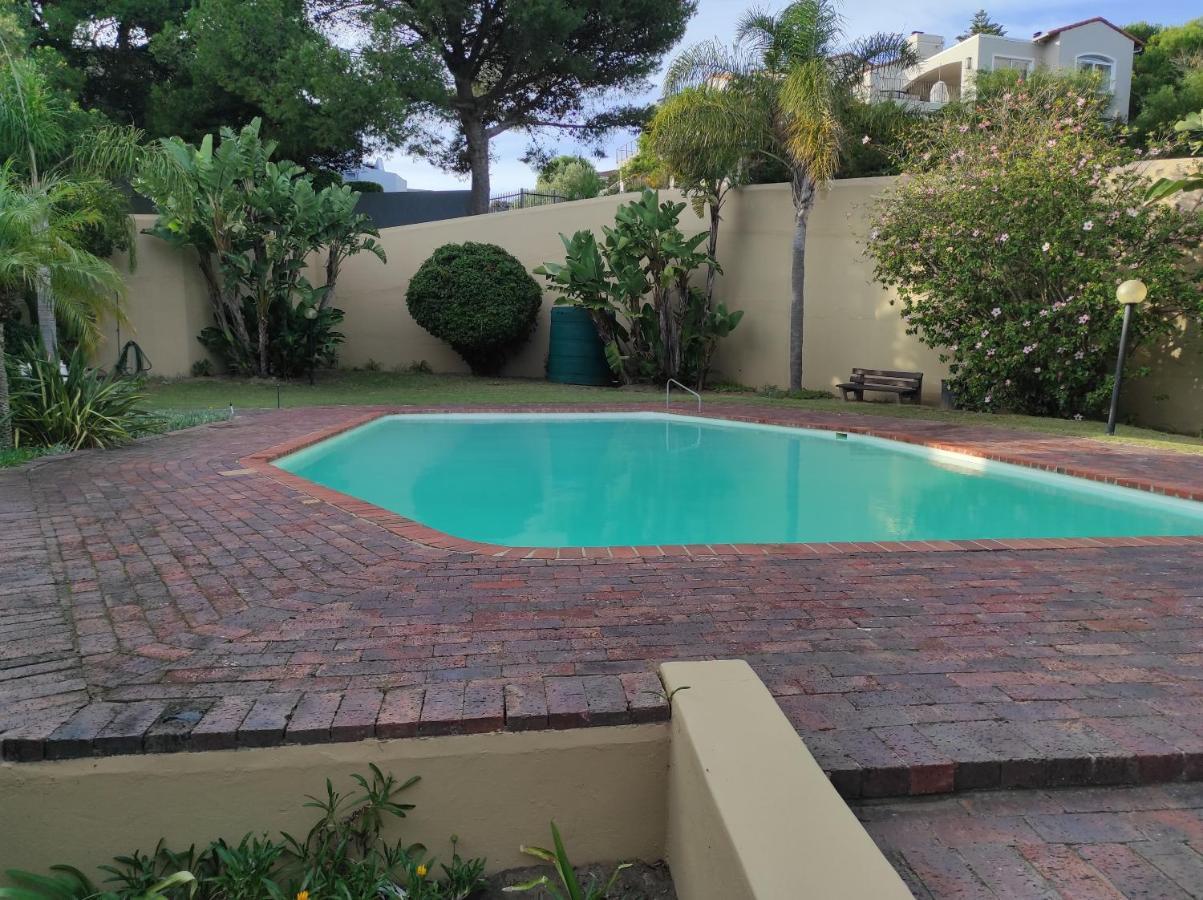 Garden Flat - Walk To The Beach Plettenberg Bay Exterior photo
